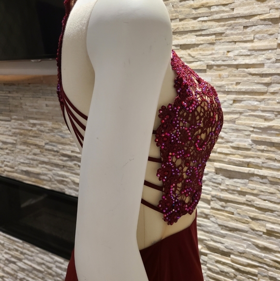 Alyce Paris Prom Wine Dress. - Picture 10 of 16